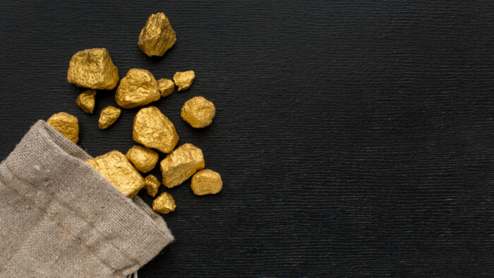 2148721483 Close-up of gold karat markings on a necklace