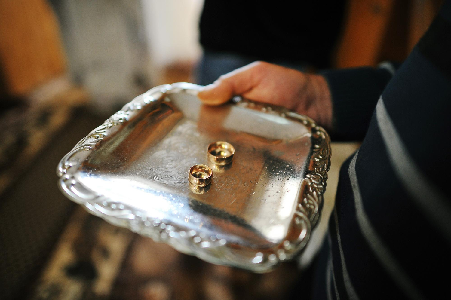 cleaning jewelry for pawn shop appraisal preparation